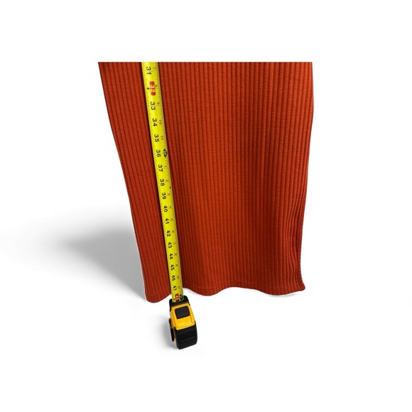 Elegant Rust Long Sleeve Dress - Picture 6 of 8